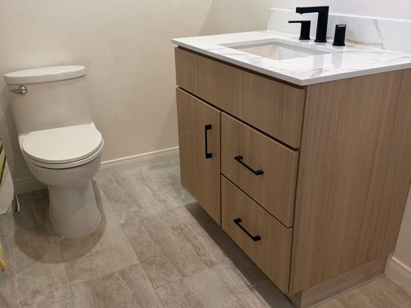 1936 Cottage Bath Restoration – 872 W 2nd St, San Pedro
